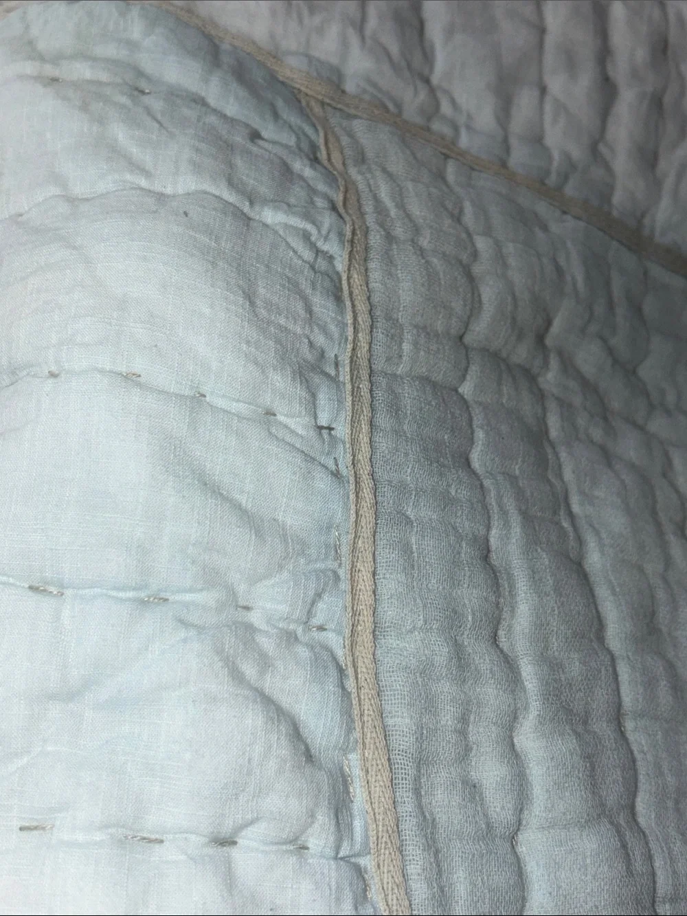 🍓ANTHROPOLOGIE light blue stitch quilt blanket King
